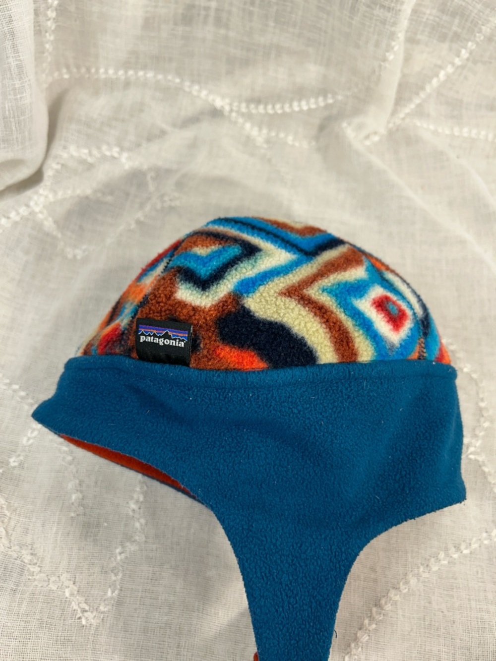 Patagonia 18-24mo tie under chin cute winter hat
